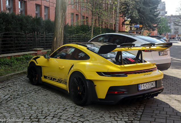 Porsche 992 GT3 RS Weissach Package