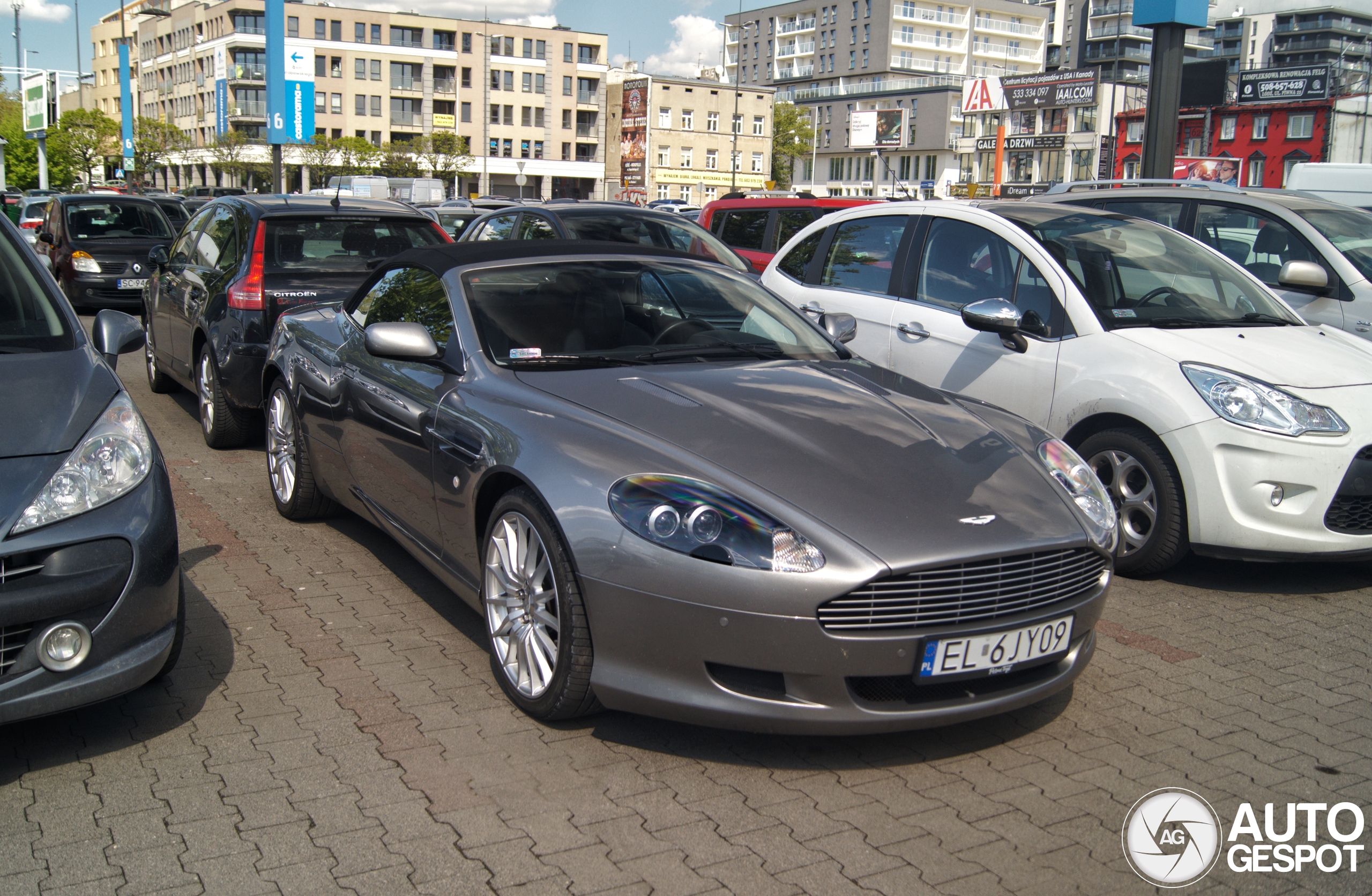 Aston Martin DB9 Volante