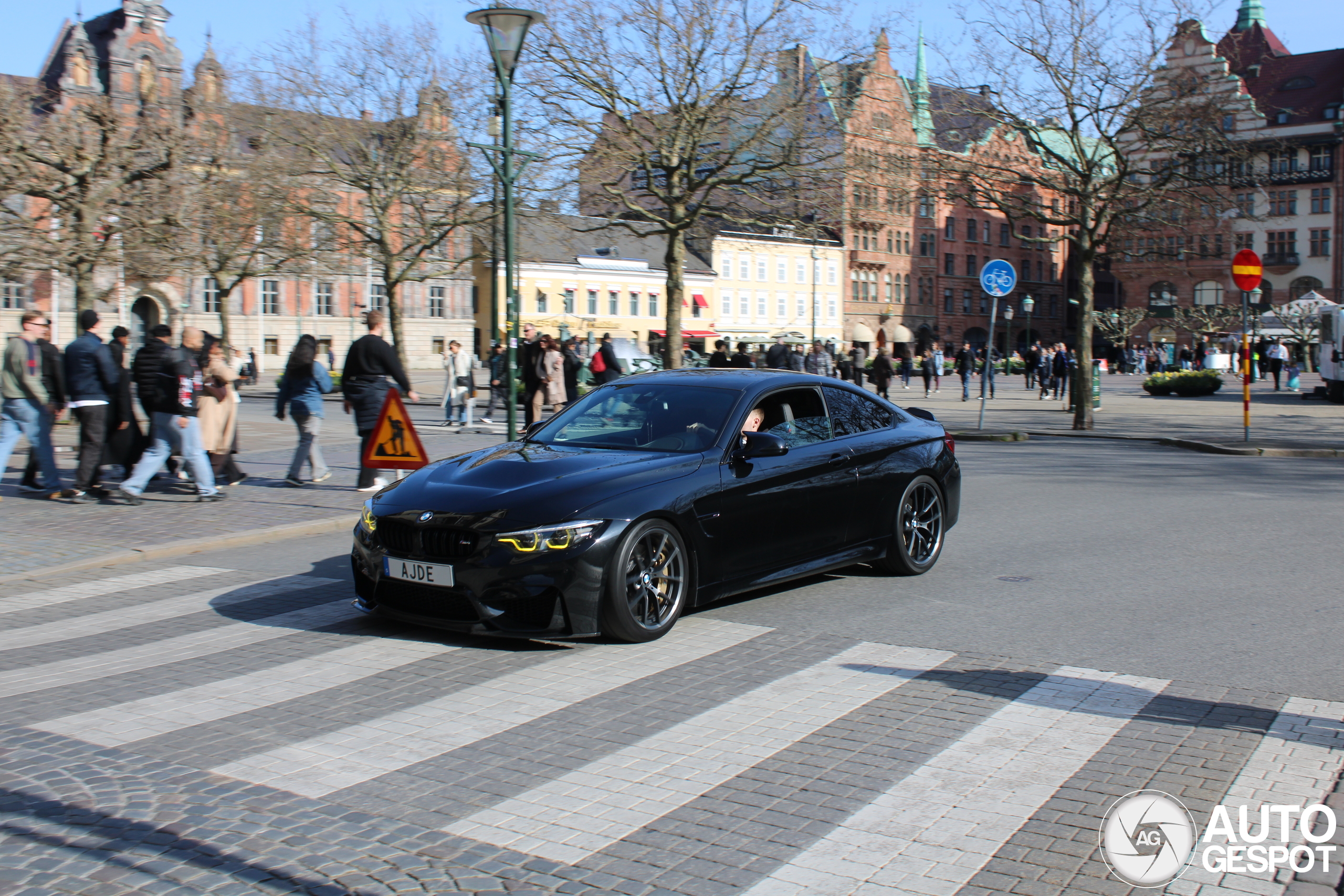 BMW M4 F82 CS