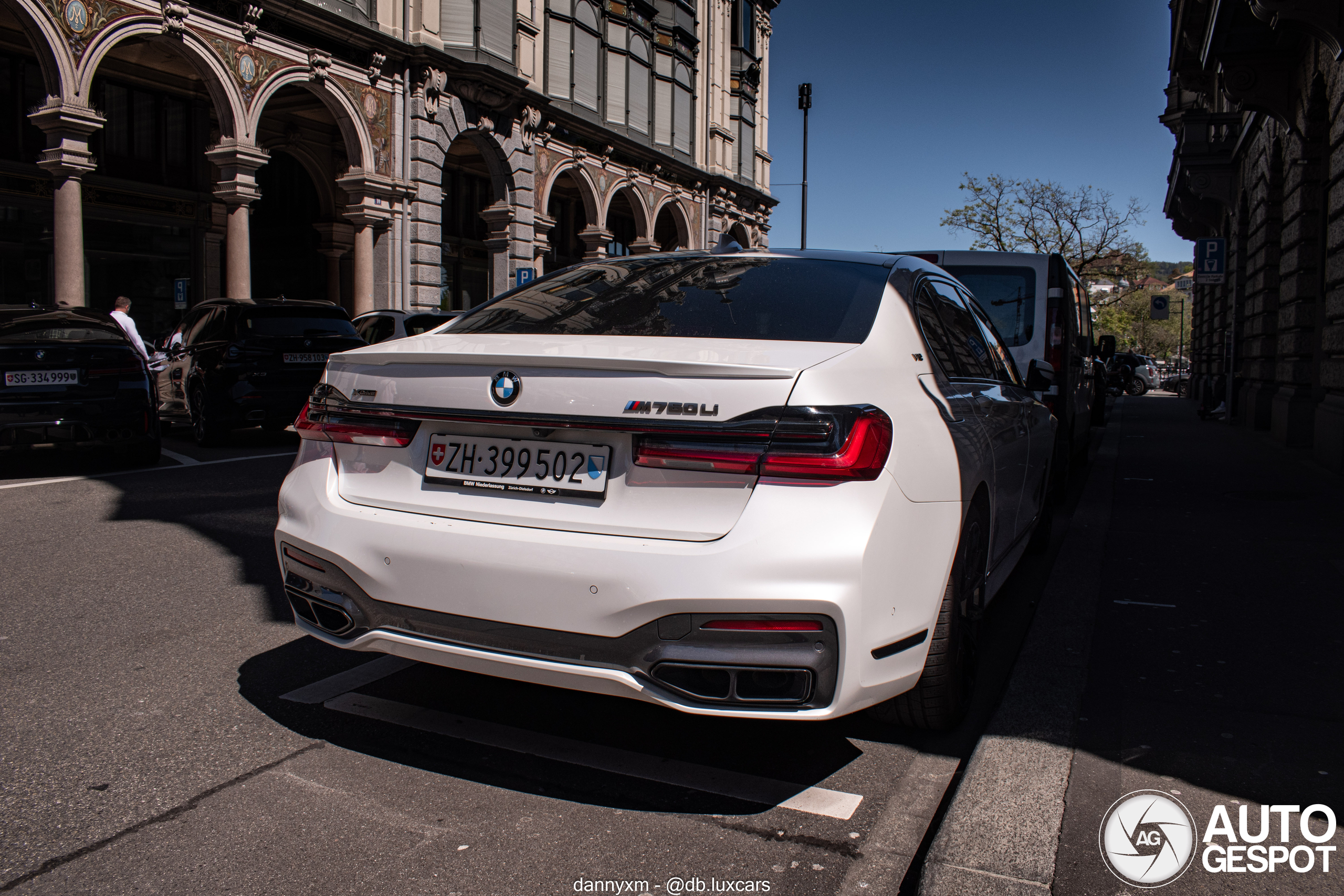 BMW M760Li xDrive 2019