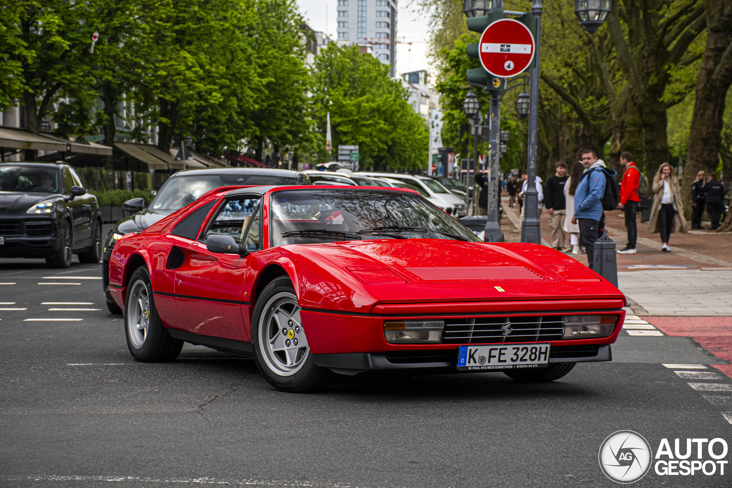 Ferrari 328 GTS