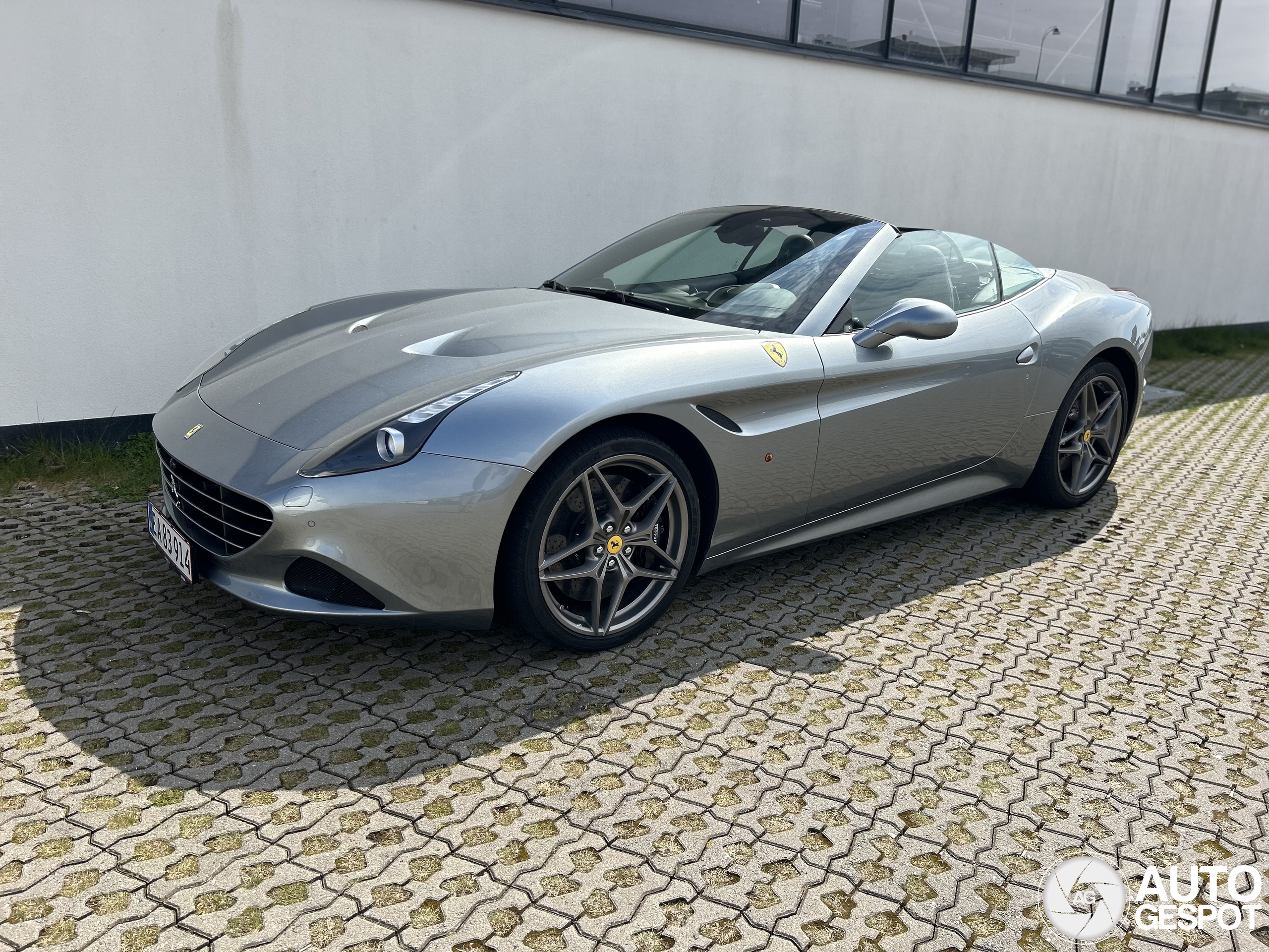 Ferrari California T