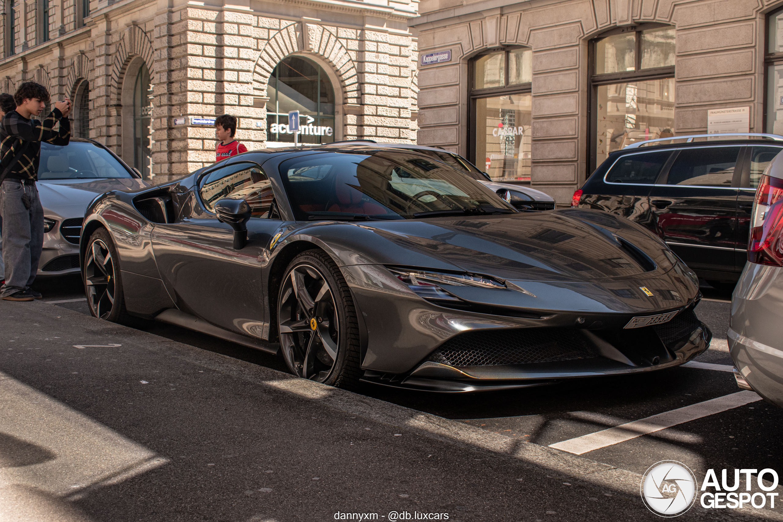 Ferrari SF90 Spider