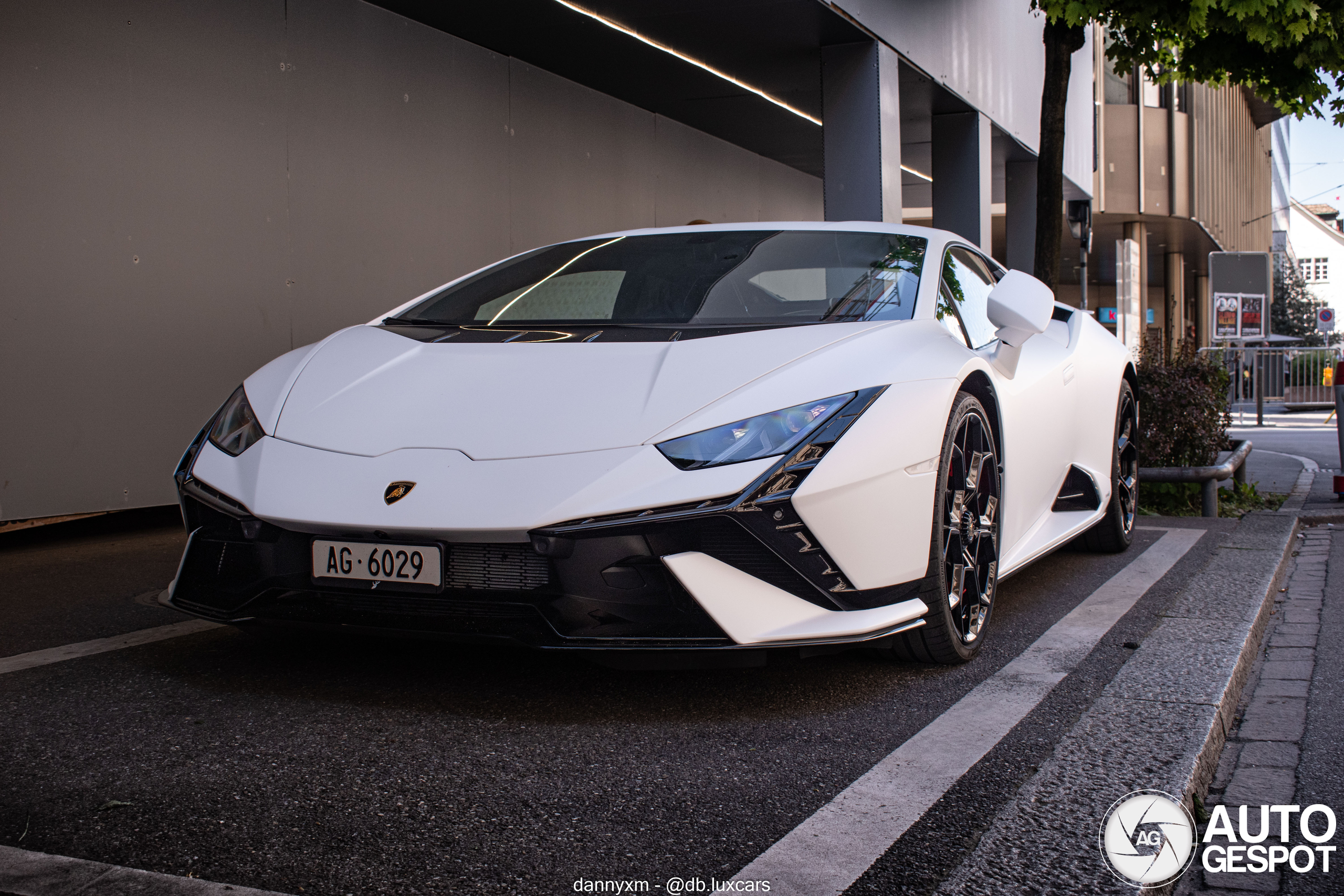 Lamborghini Huracán LP640-2 Tecnica