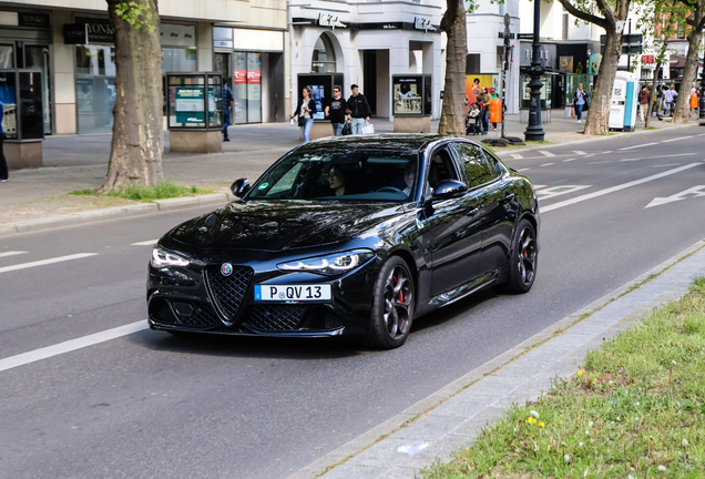 Alfa Romeo Giulia Quadrifoglio 2023