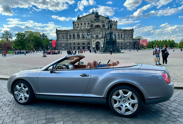 Bentley Continental GTC