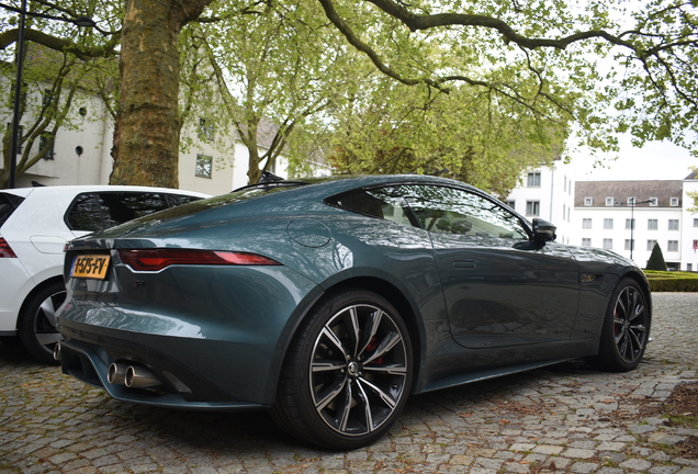 Jaguar F-TYPE R75 Coupé