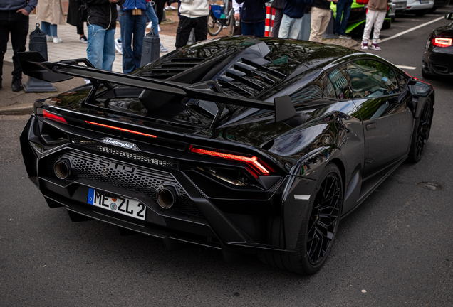 Lamborghini Huracán LP640-2 STO