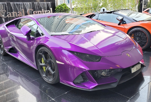 Lamborghini Huracán LP640-4 EVO