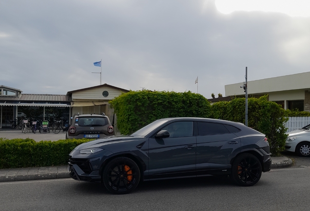 Lamborghini Urus S