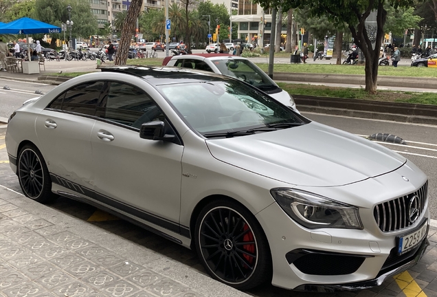 Mercedes-Benz CLA 45 AMG Edition 1 C117