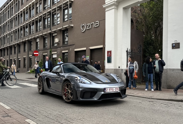 Porsche 718 Spyder RS Weissach Package