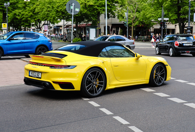 Porsche 992 Turbo S Cabriolet