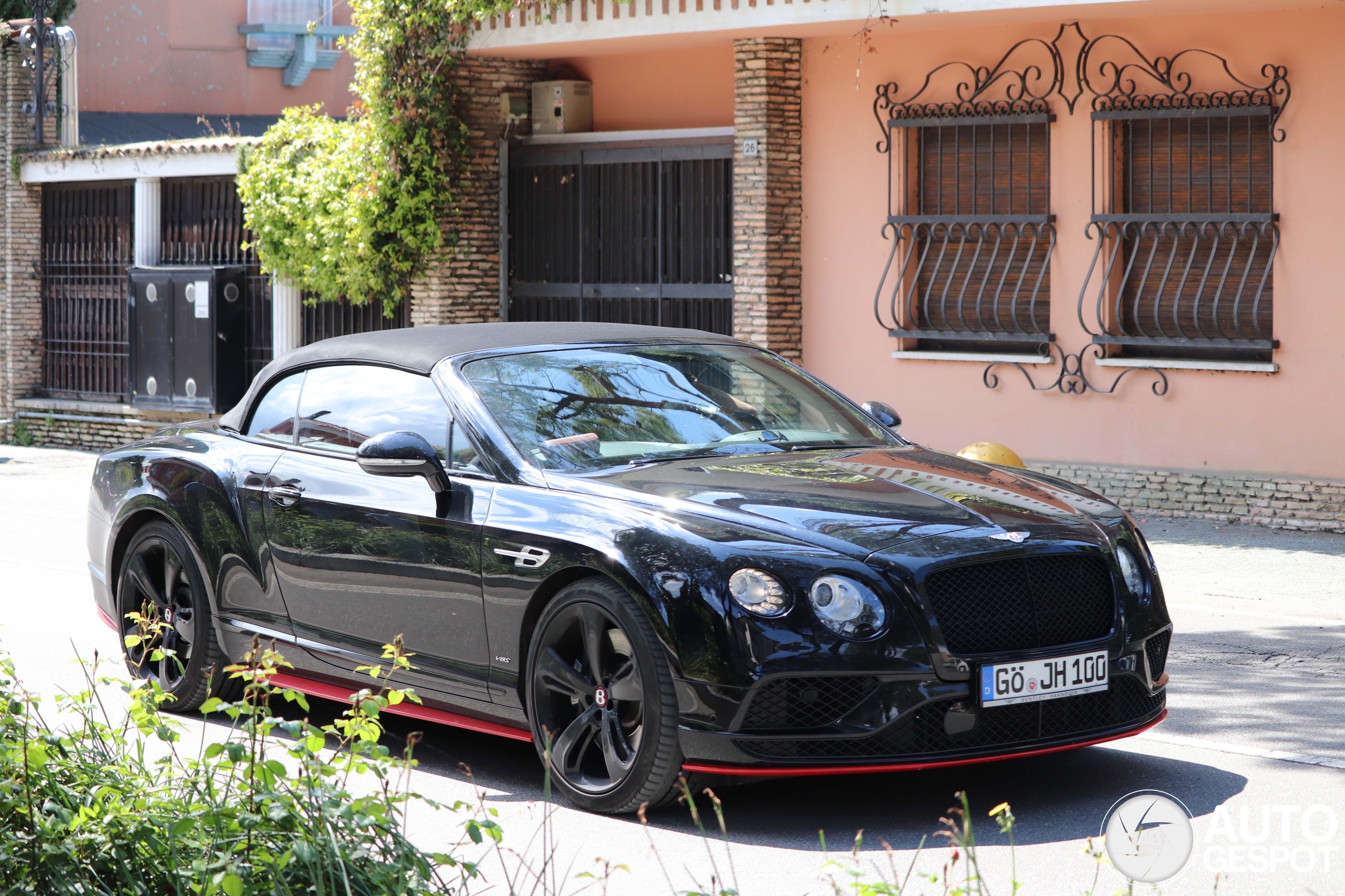 Bentley Continental GTC V8 S 2016 Black Edition