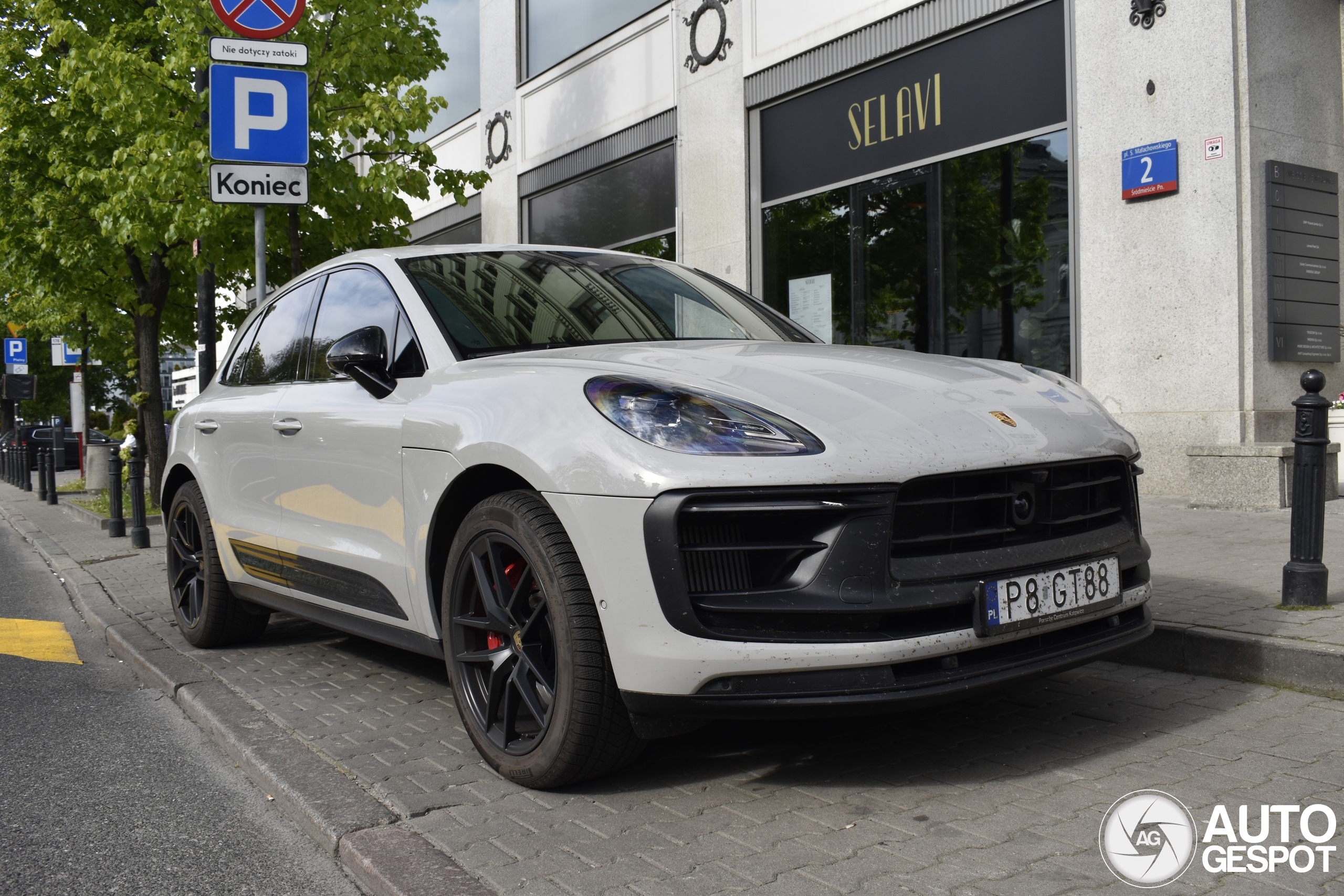 Porsche 95B Macan GTS MkIII