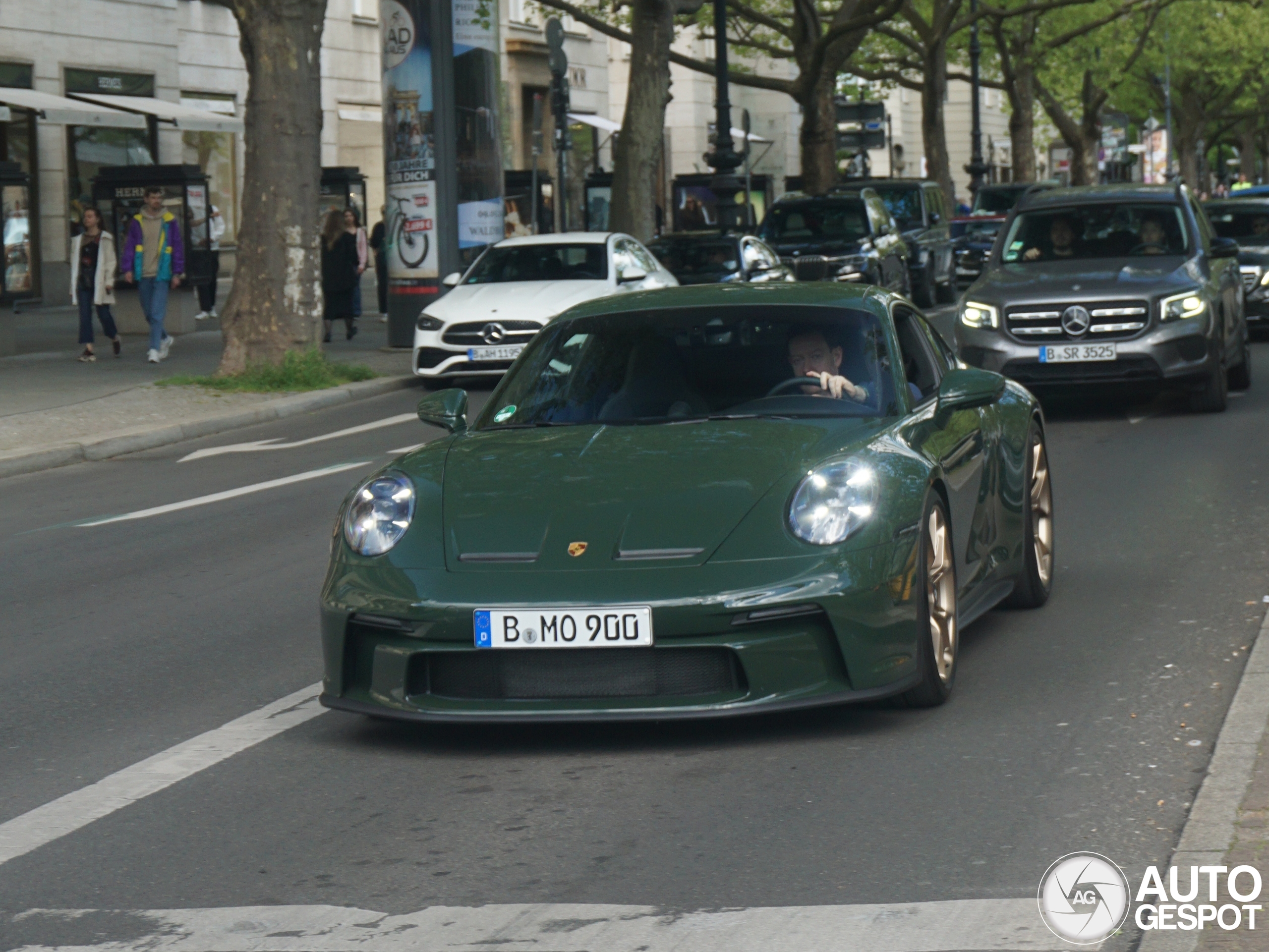 Porsche 992 GT3 Touring