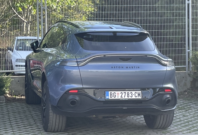 Aston Martin DBX