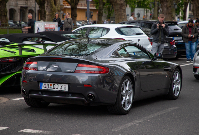 Aston Martin V8 Vantage