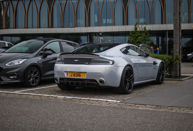 Aston Martin V8 Vantage AMR