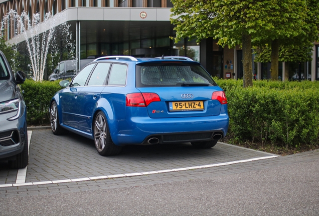 Audi RS4 Avant B7