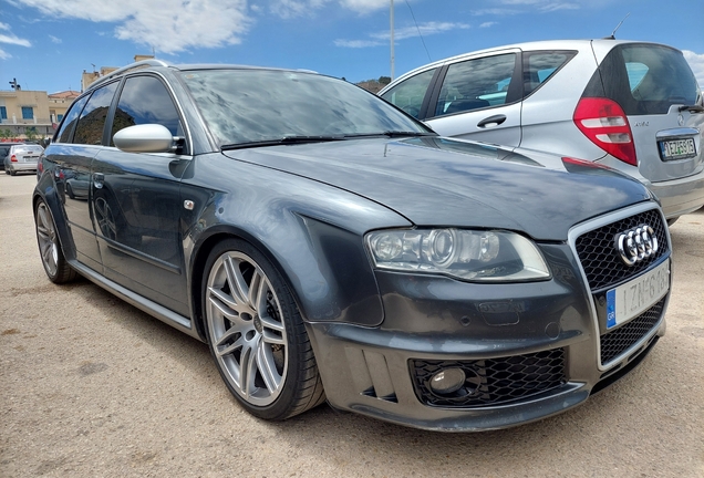 Audi RS4 Avant B7