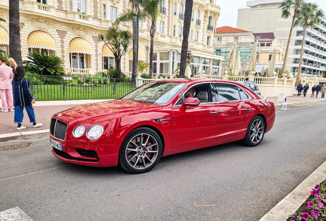 Bentley Flying Spur V8 2021