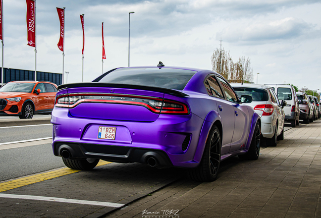 Dodge Charger SRT Hellcat Widebody