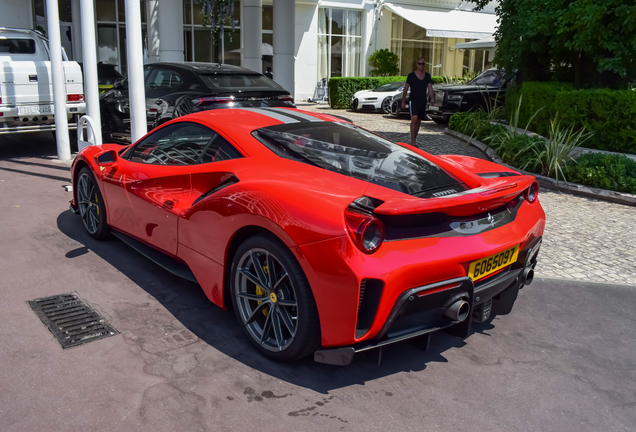 Ferrari 488 Pista