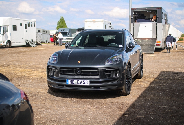 Porsche 95B Macan GTS MkIII