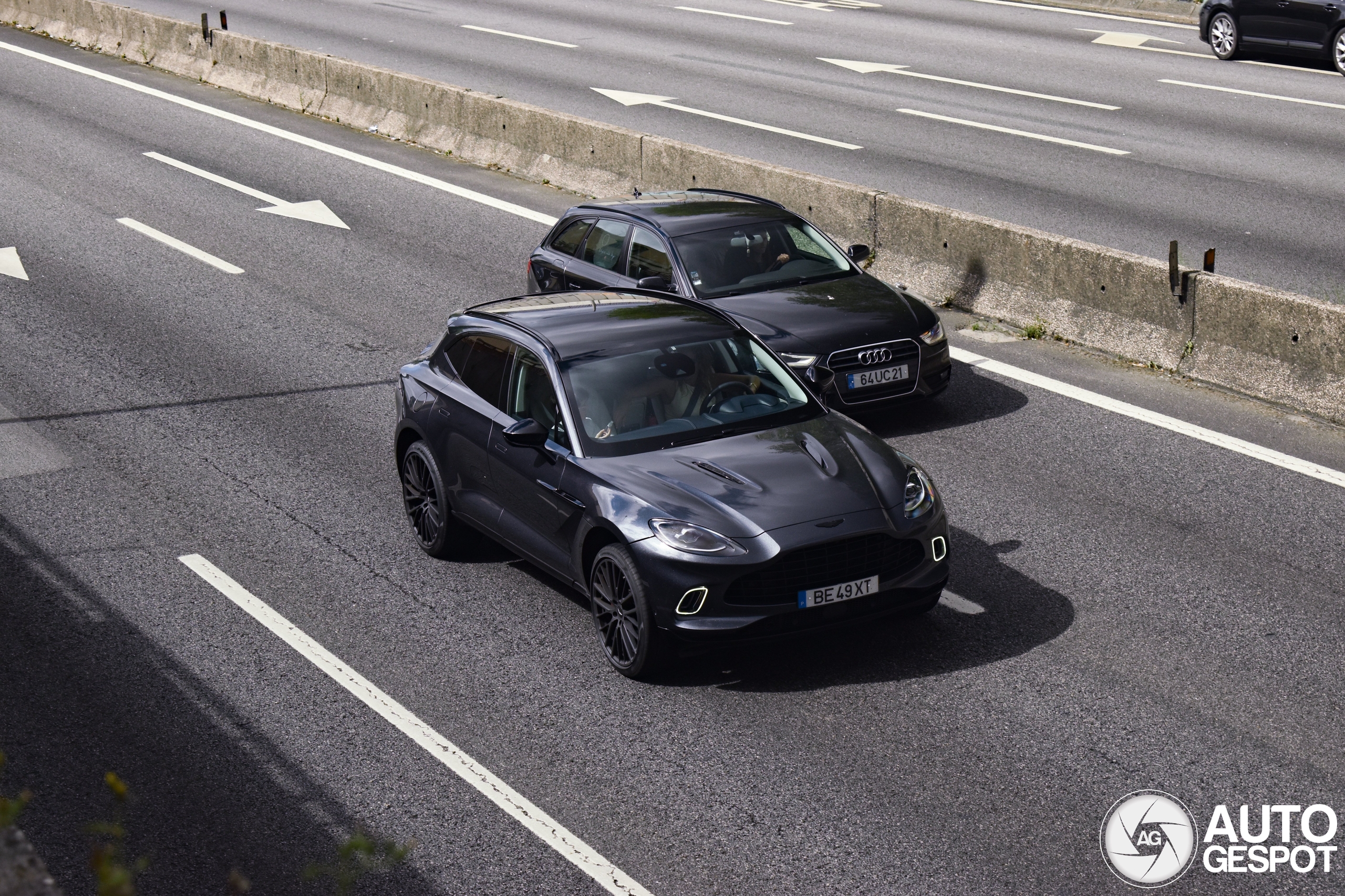 Aston Martin DBX