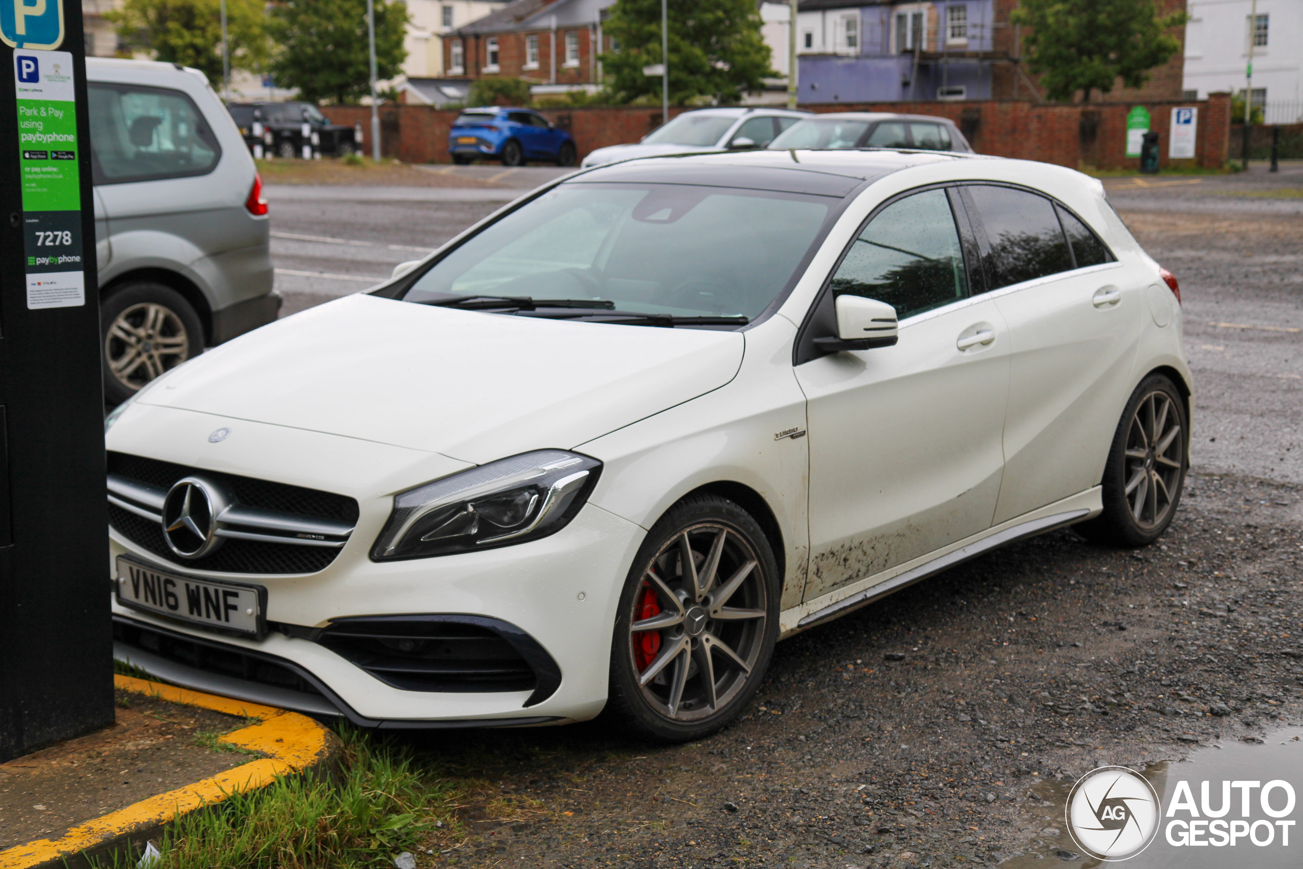 Mercedes-AMG A 45 W176 2015