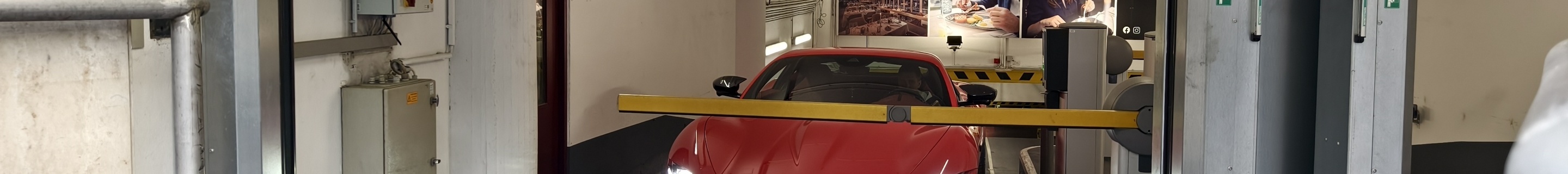 Ferrari Roma Mansory