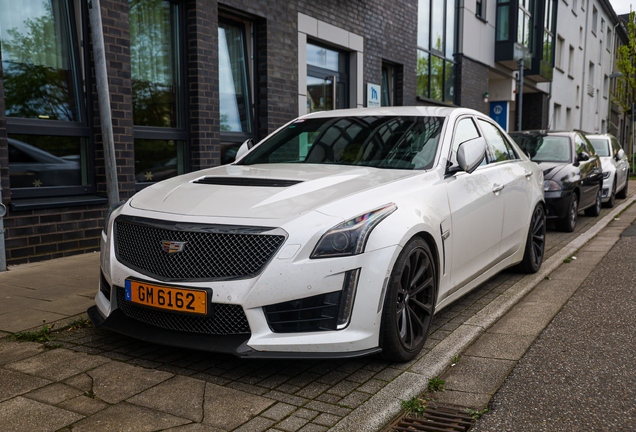 Cadillac CTS-V 2015