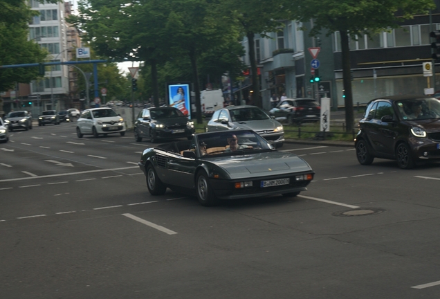 Ferrari Mondial 3.2 Cabriolet