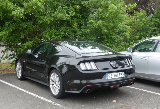 Ford Mustang GT 2015