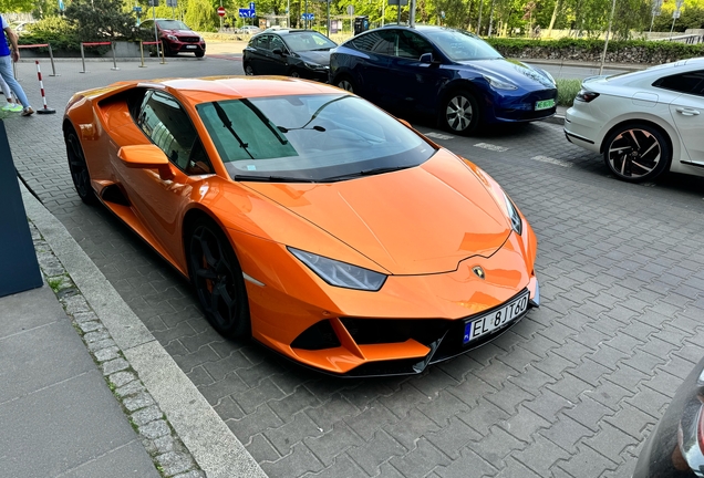 Lamborghini Huracán LP640-4 EVO