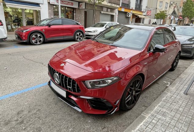 Mercedes-AMG A 45 S W177