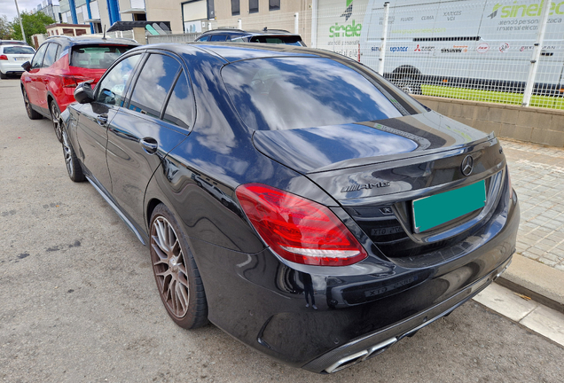 Mercedes-AMG C 63 S W205