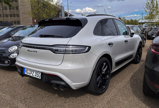 Porsche 95B Macan GTS MkIII