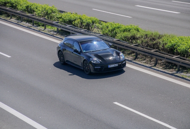 Porsche 971 Panamera GTS Sport Turismo