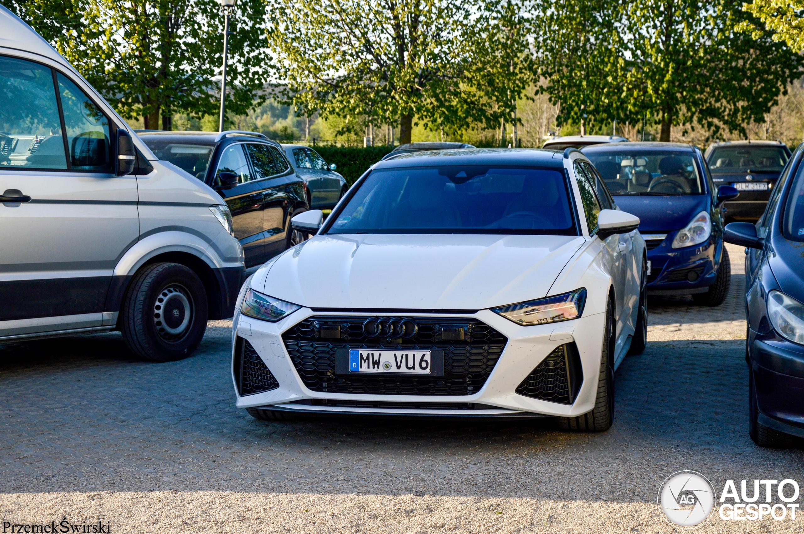 Audi RS6 Avant C8