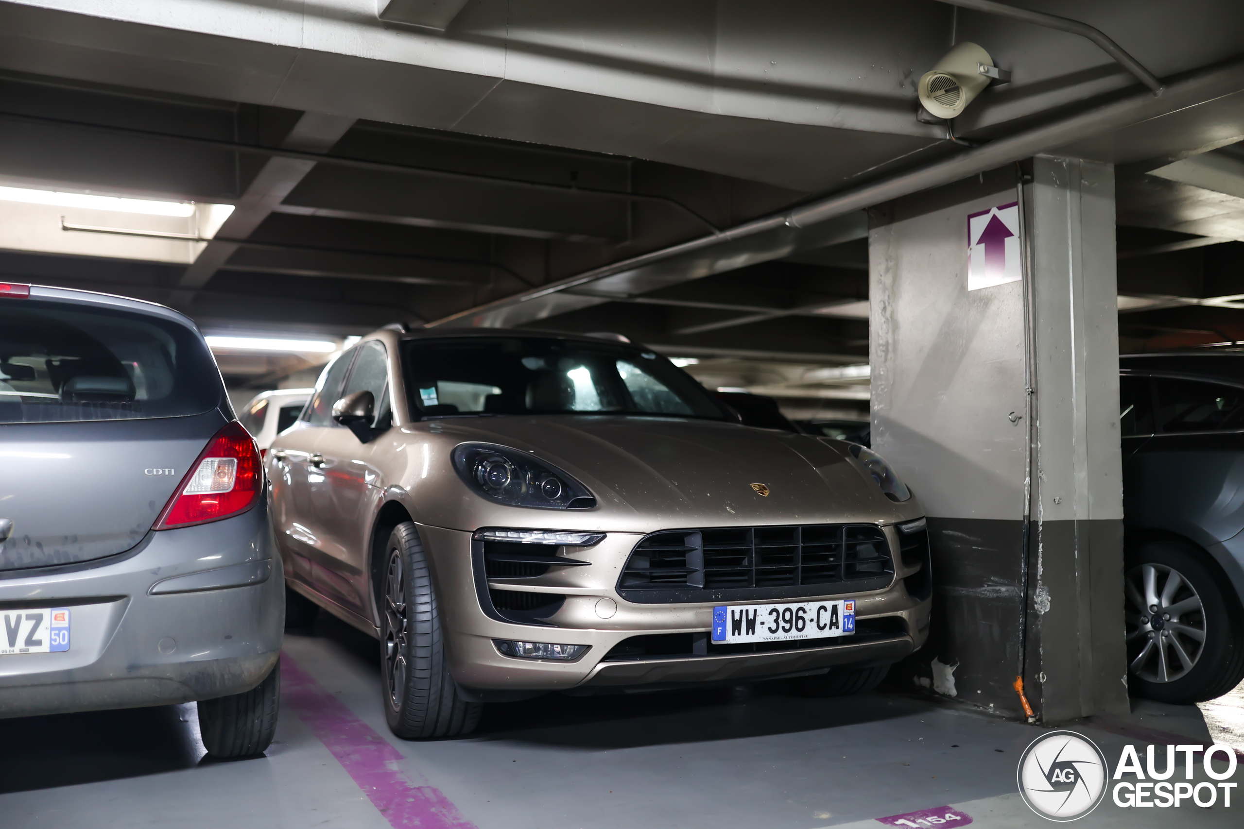 Porsche 95B Macan GTS