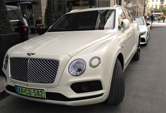 Bentley Bentayga Hybrid