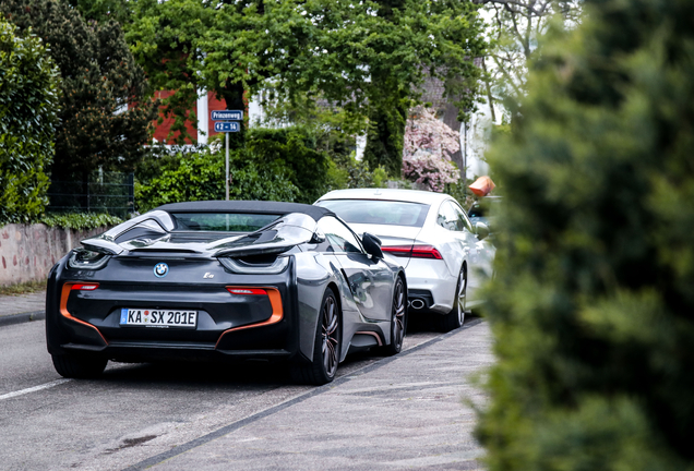 BMW i8 Roadster Ultimate Sophisto Edition