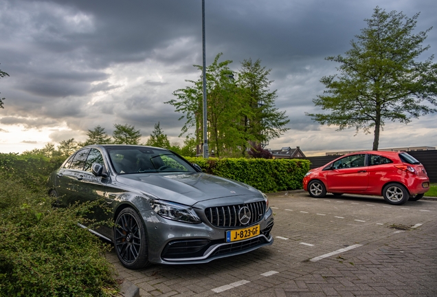 Mercedes-AMG C 63 S W205 2018