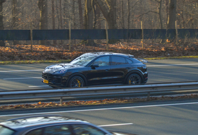 Porsche Cayenne Coupé Turbo E-Hybrid