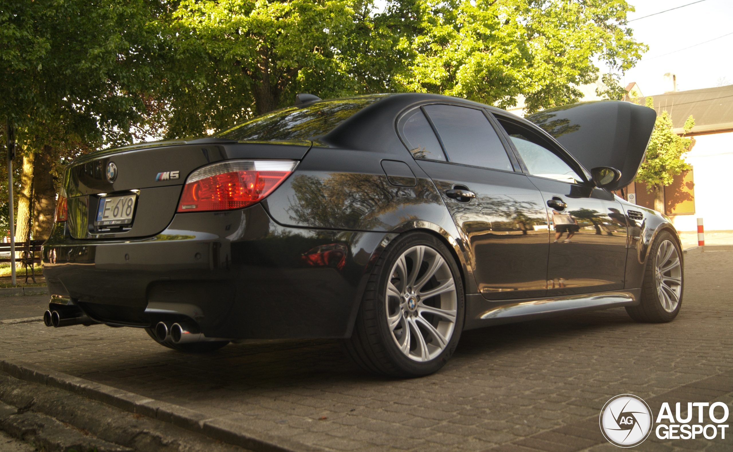 BMW M5 E60 2005