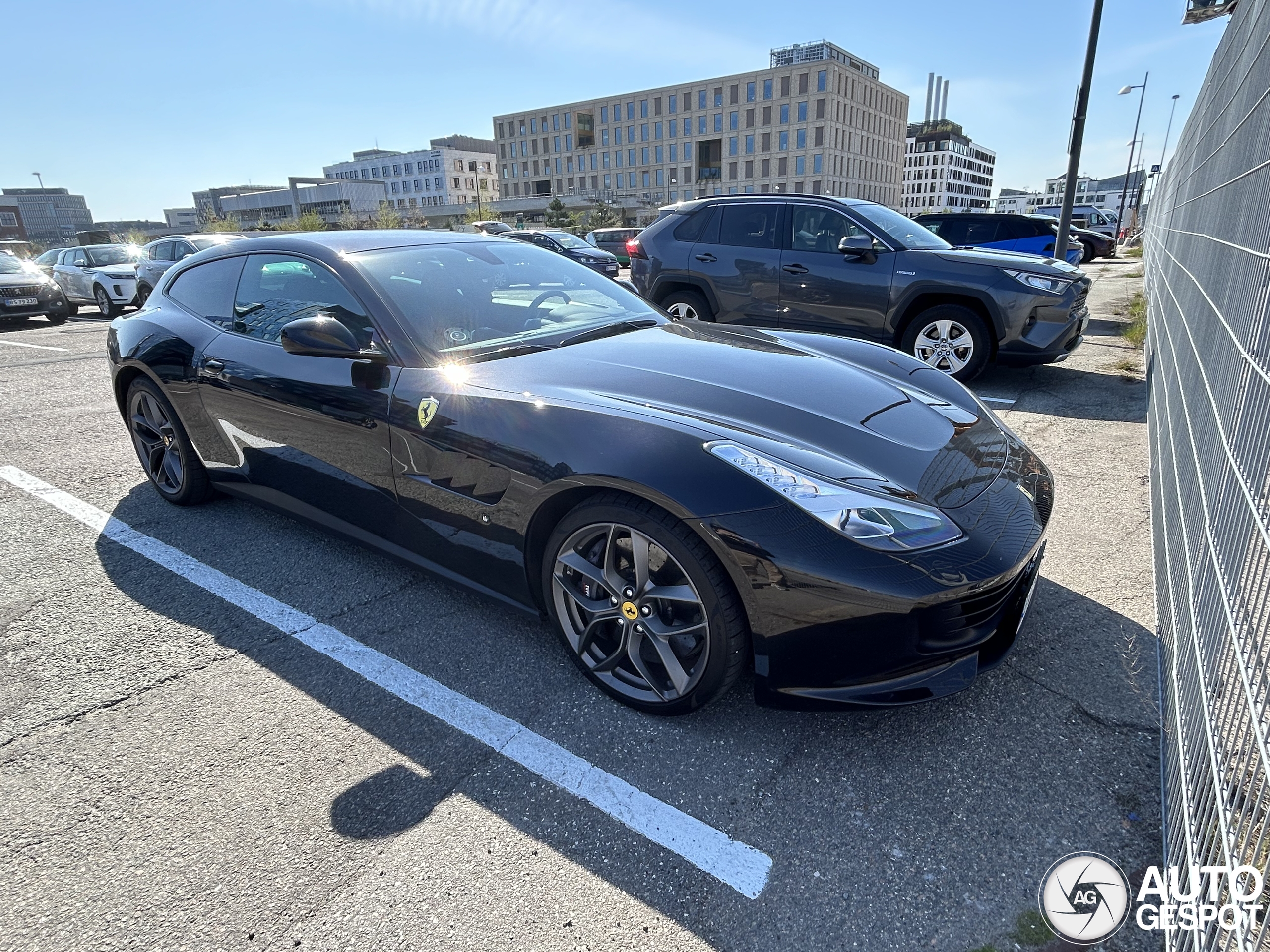 Ferrari GTC4Lusso T