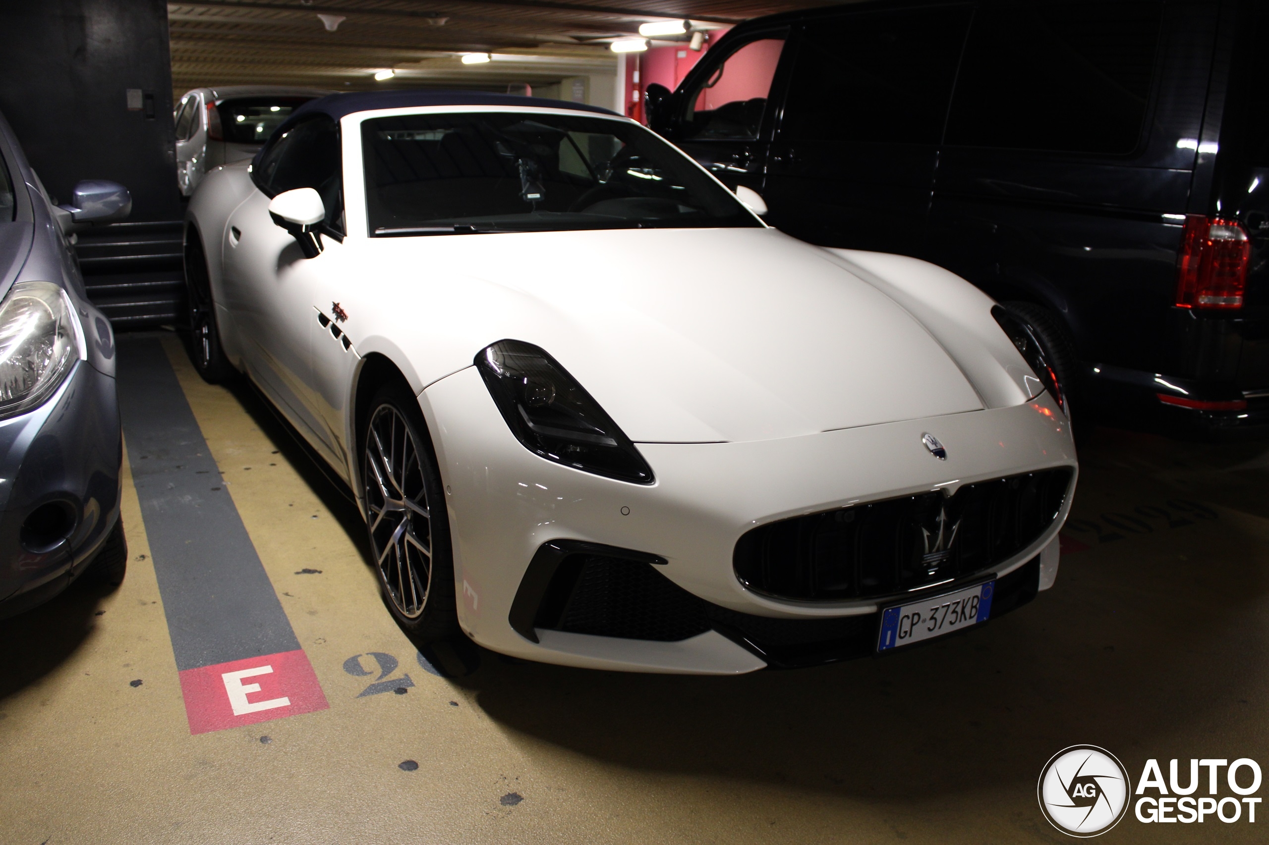 Primeur in Monaco: Maserati GranCabrio Trofeo