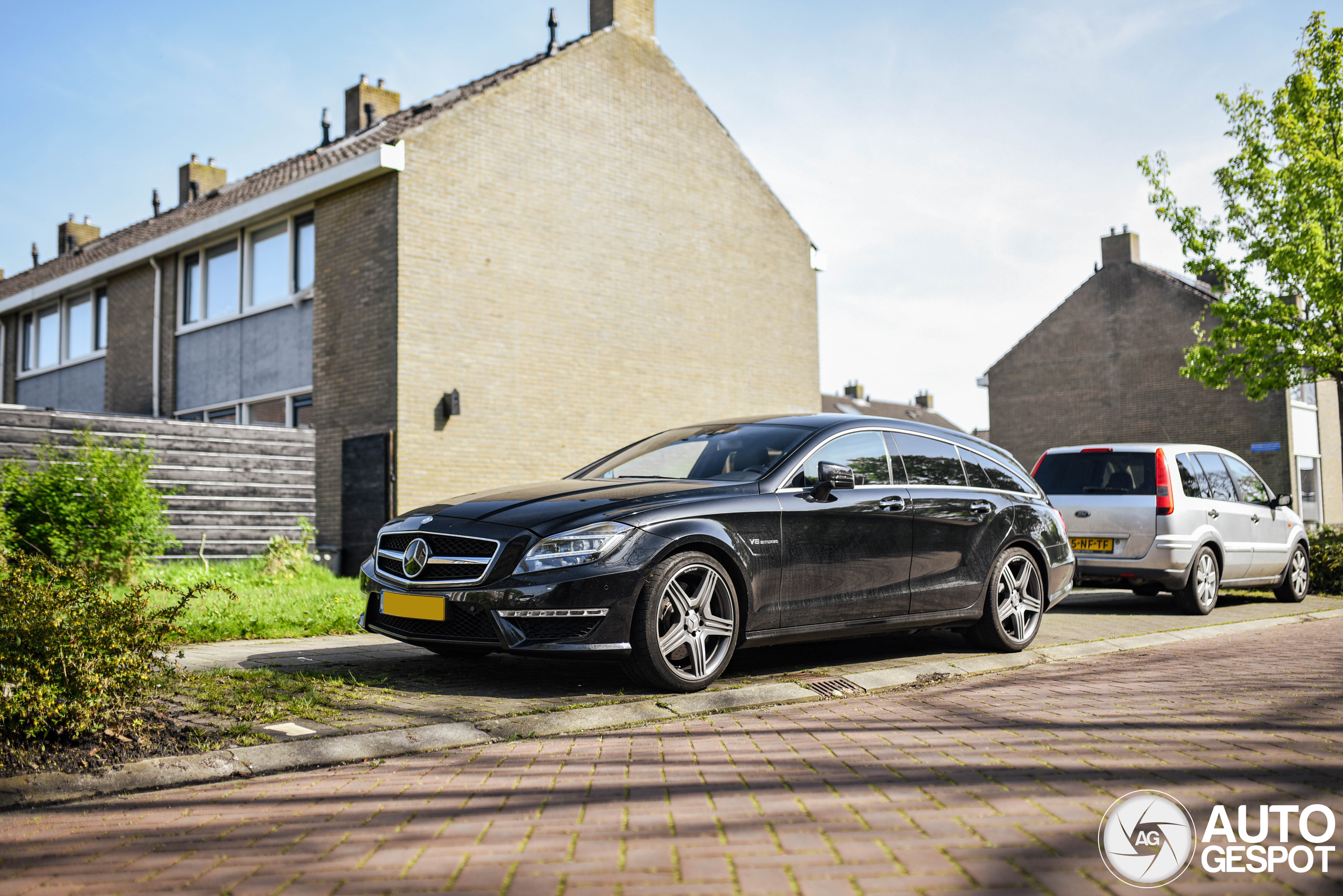 Mercedes-Benz CLS 63 AMG X218 Shooting Brake